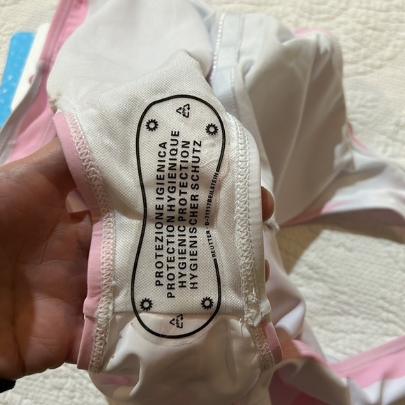 Pat pat Pineapple Swimsuit. NWT. Large - Picture 7 of 7